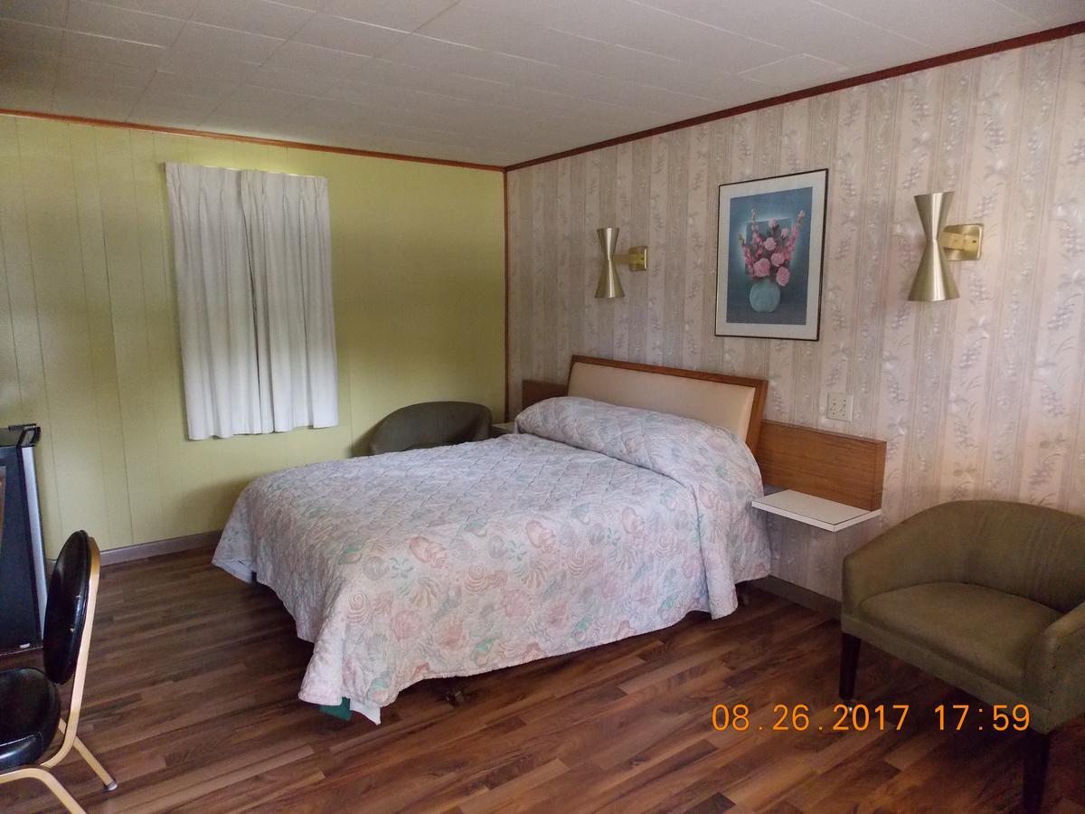 Melody Motor Lodge Connellsville Exterior foto