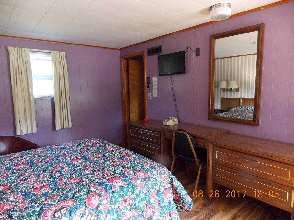 Melody Motor Lodge Connellsville Exterior foto